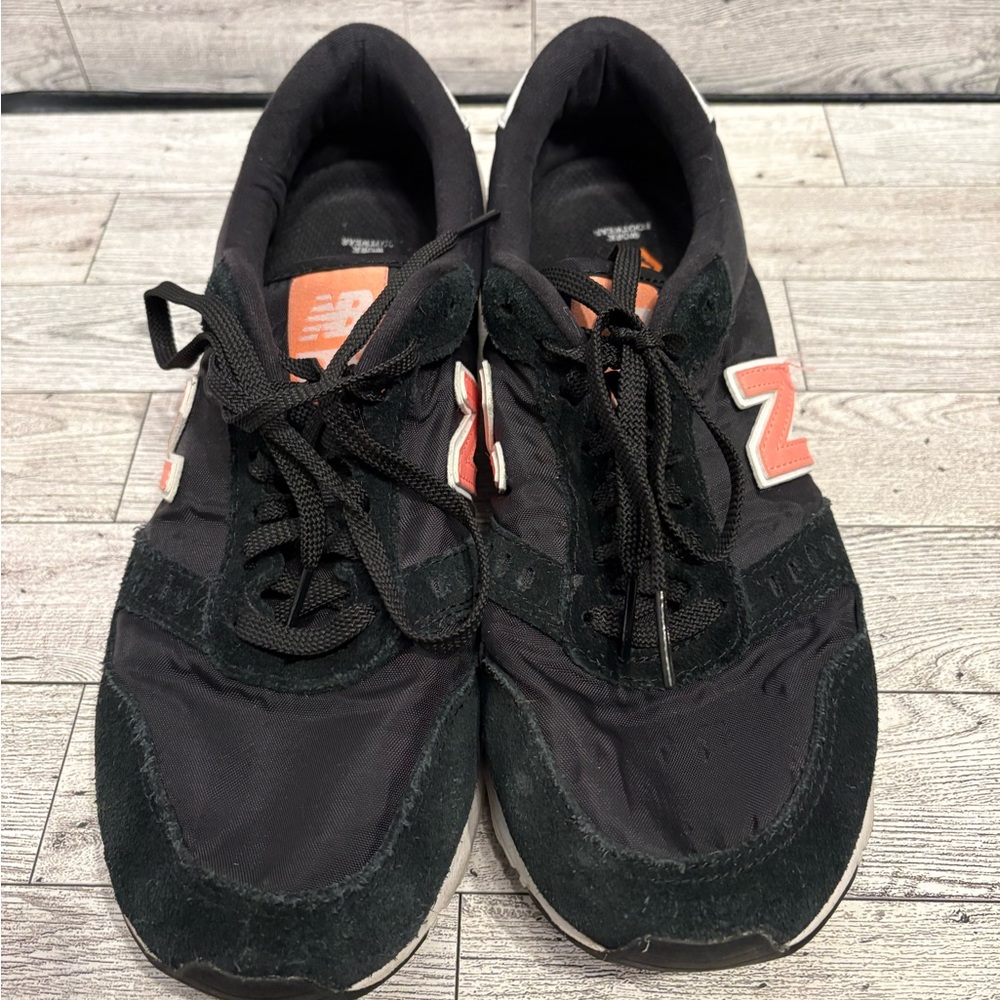 New Balance Black and Pink Athletic Shoes - Picture 4 of 7